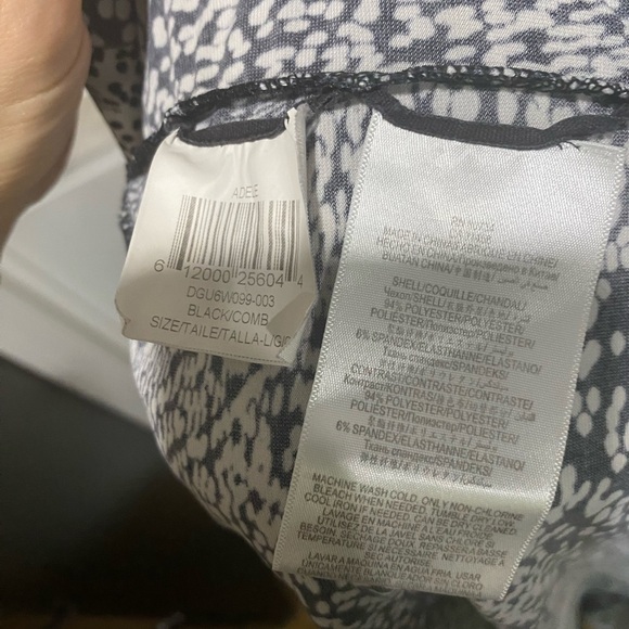 BCBGMaxAzria Patterned black and white Long Sleeve Wrap Dress - Picture 4 of 4